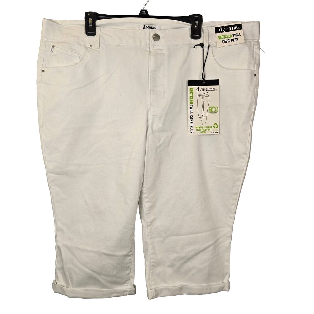 d.jeans Recycled Twill Capri Plus White 22W High Rise Stretch Cuffed Coastal Gra